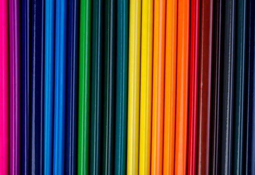 Vibrant Pencil Spectrum — 300-piece jigsaw puzzle