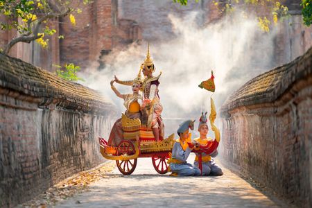 Traditional Thai Dance — 400-piece jigsaw puzzle