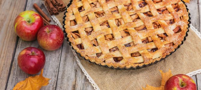 Rustic Apple Pie — 200-piece jigsaw puzzle