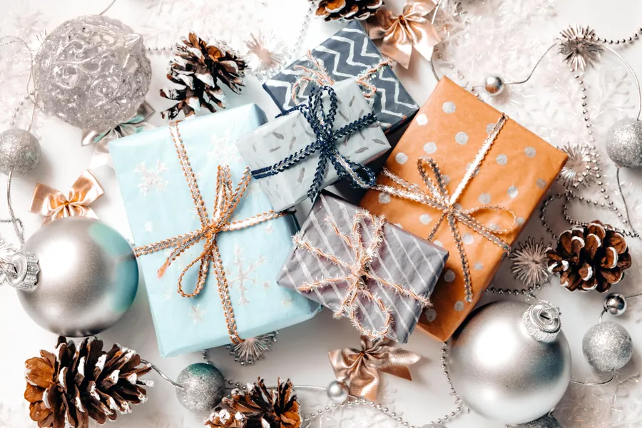 Festive Gift Arrangement — 500-piece jigsaw puzzle