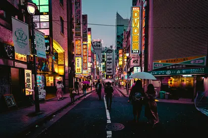 Neon City Stroll — 100-piece jigsaw puzzle