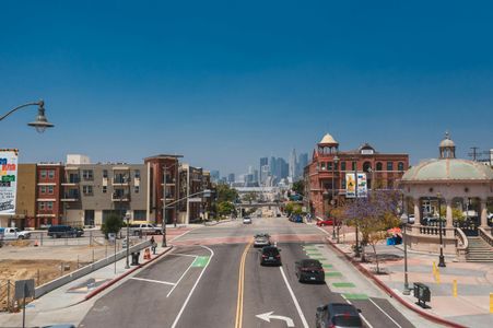 Urban Vista — 500-piece jigsaw puzzle