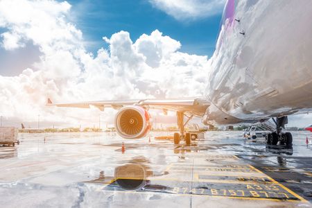 Airplane on Tarmac — 100-piece jigsaw puzzle