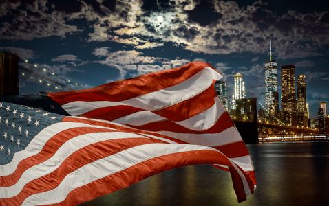 American Spirit at Night — 200-piece jigsaw puzzle