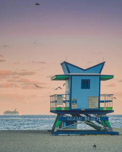 Lifeguard Tower at Dusk — 150-piece jigsaw puzzle