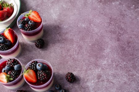 Berry Dessert Delight — 200-piece jigsaw puzzle