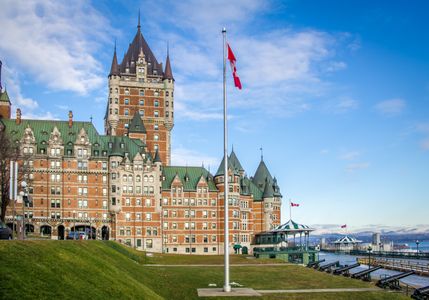 Majestic Castle Overlook — 150-piece jigsaw puzzle