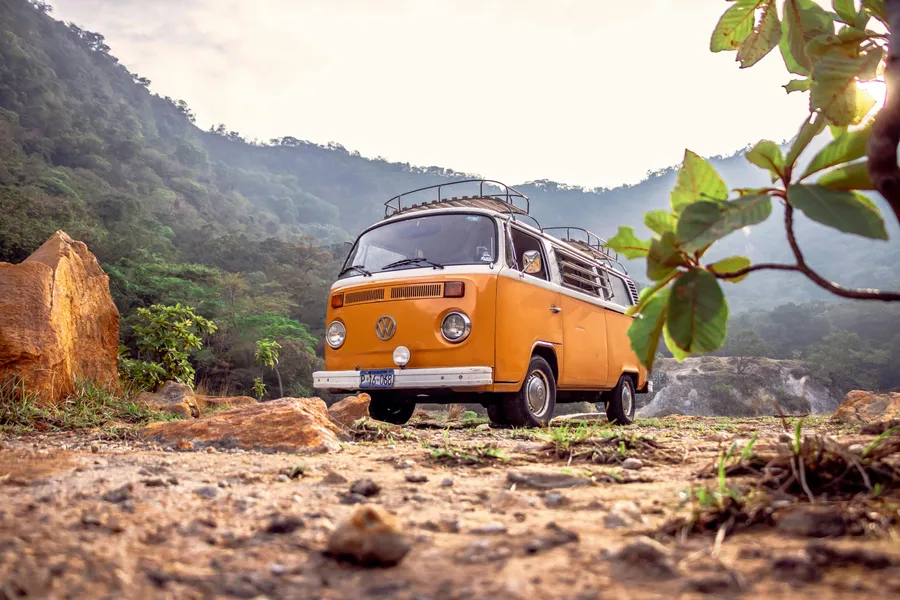 Vintage Adventure Van — 300-piece jigsaw puzzle