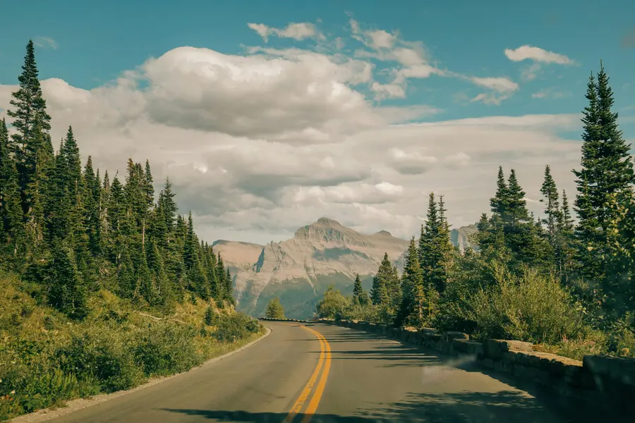 Mountain Highway Vista — 100-piece jigsaw puzzle