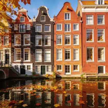 Autumn Canal Houses In Amsterdam — 81-piece jigsaw puzzle