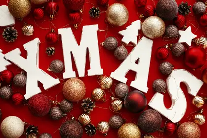 Festive Christmas Joy — 400-piece jigsaw puzzle