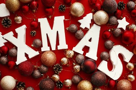 Festive Christmas Joy — 400-piece jigsaw puzzle