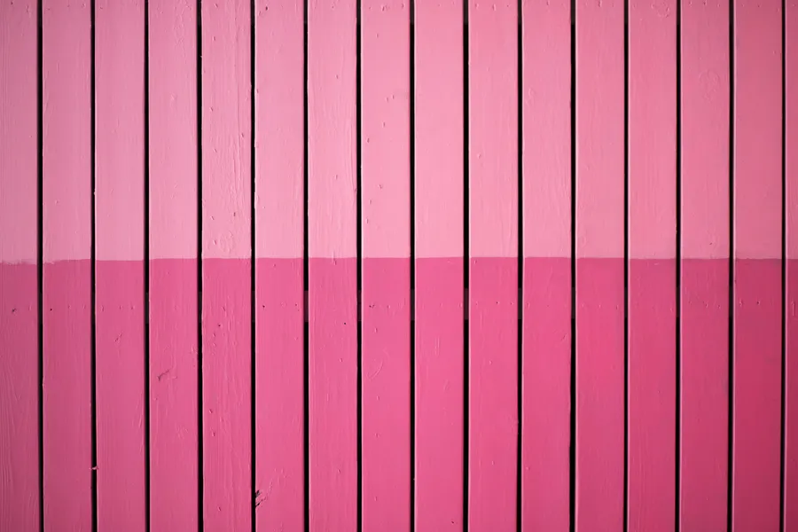 Paneles de madera rosa — rompecabezas de 300 piezas
