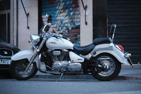 Classic Cruiser Parked — 500-piece jigsaw puzzle