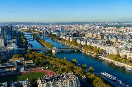 Parisiskt flodutsikt — pussel med 300 bitar