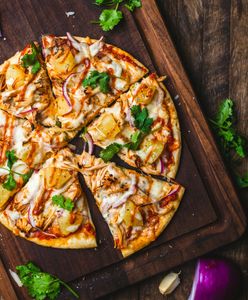 Tropical Chicken Pizza — 200-piece jigsaw puzzle