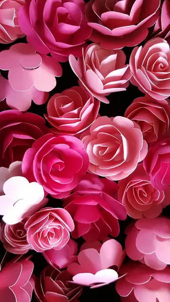 Paper Rose Bouquet — 150-piece jigsaw puzzle