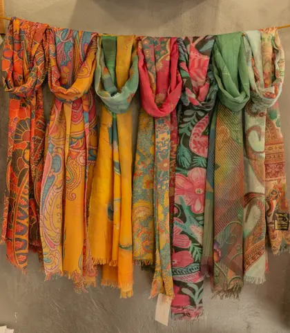 Vibrant Patterned Scarves — 500-piece jigsaw puzzle
