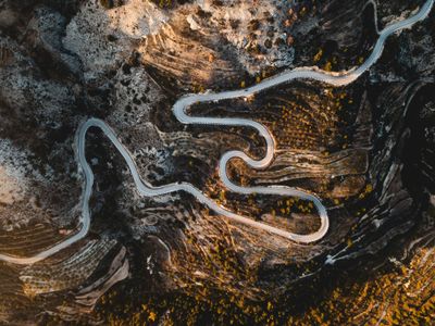 Winding Mountain Road — 150-piece jigsaw puzzle