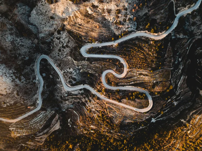 Winding Mountain Road — 150-piece jigsaw puzzle