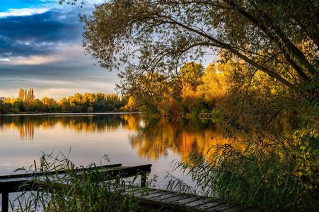 Autumn Lake Reflections — 200-piece jigsaw puzzle