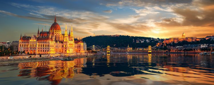 Sunset Over Budapest — 200-piece jigsaw puzzle