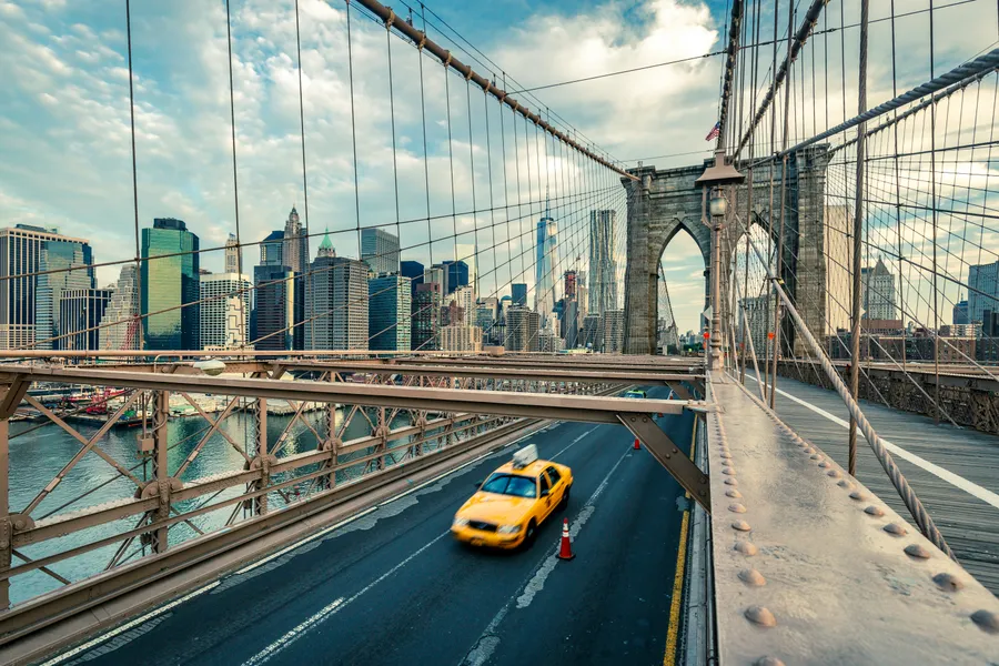 Brooklyn Bridge View — 400-piece jigsaw puzzle