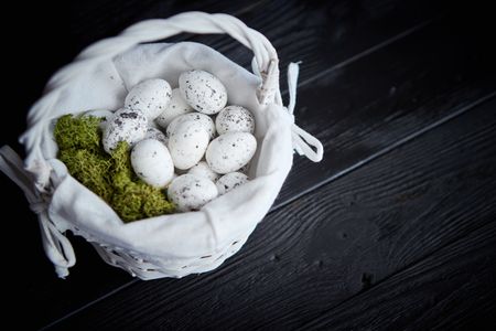 Speckled Eggs in Basket — 200-piece jigsaw puzzle
