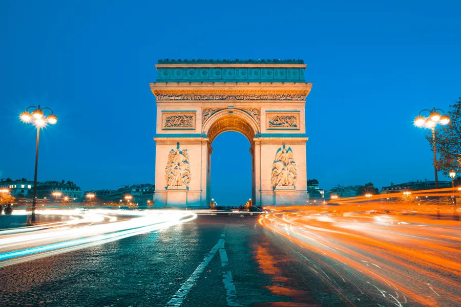 Pariisin yövalot — 64 palan palapeli