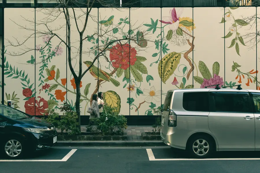 Vibrant Urban Mural — 300-piece jigsaw puzzle