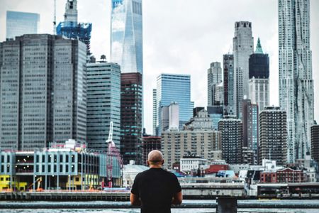 Gazing at Skyscrapers — 150-piece jigsaw puzzle