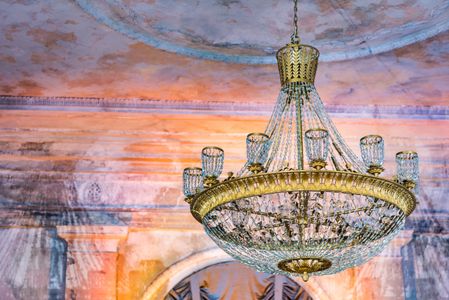 Ornate Crystal Chandelier — 200-piece jigsaw puzzle