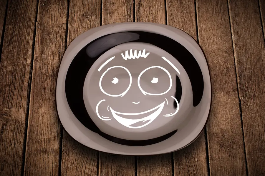 Smiling Face Plate — 500-piece jigsaw puzzle