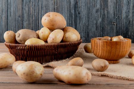 Rustic Potato Display — 100-piece jigsaw puzzle