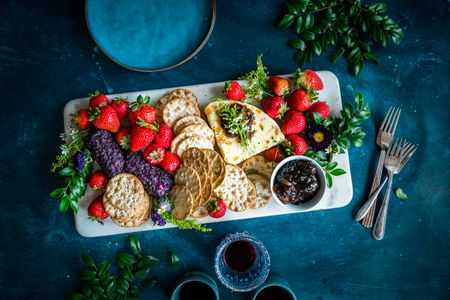 Elegant Cheese Platter — 150-piece jigsaw puzzle