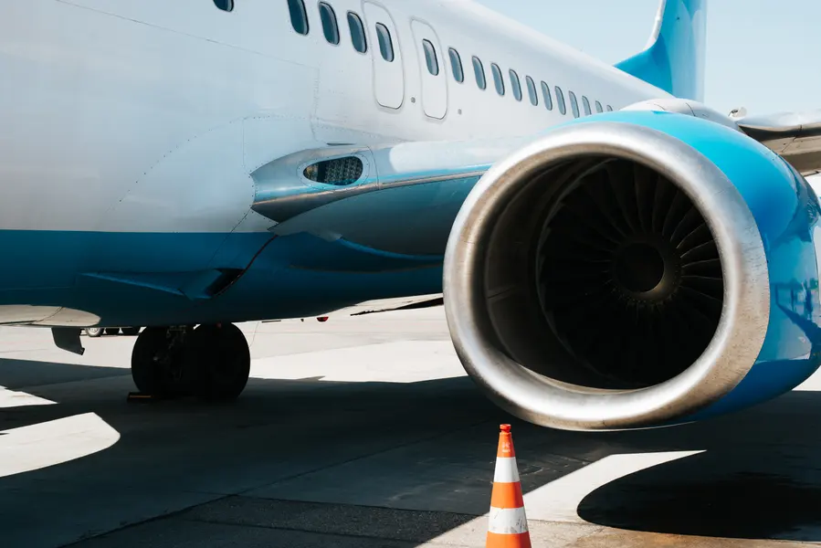 Jet Engine Focus — 300-piece jigsaw puzzle