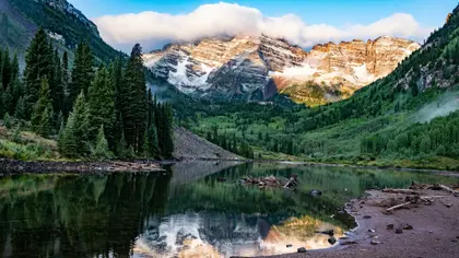 Majestic Mountain Reflection — 300-piece jigsaw puzzle