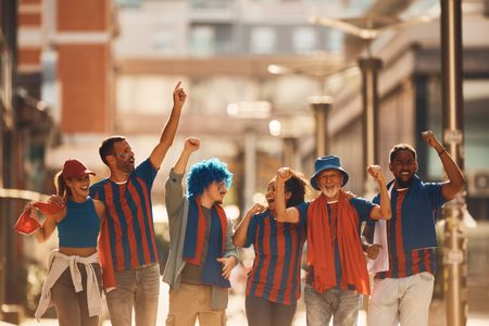 Joyful Team Spirit — 100-piece jigsaw puzzle