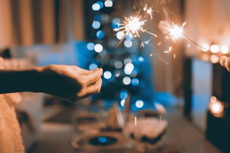 Sparkling Celebration — 400-piece jigsaw puzzle