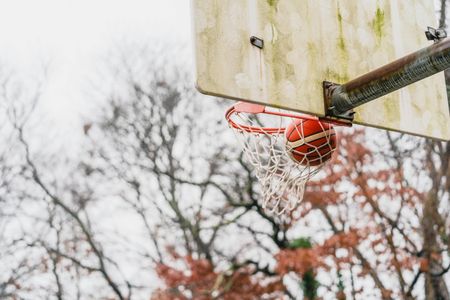 Autumn Hoops Shot — 150-piece jigsaw puzzle