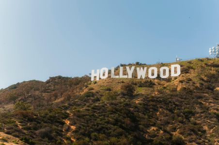 Iconic Hollywood Sign — 100-piece jigsaw puzzle