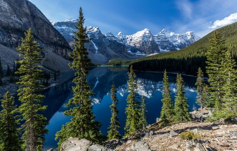 Majestic Mountain Reflection — 100-piece jigsaw puzzle