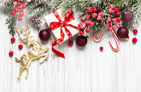 Festive Holiday Decor — 300-piece jigsaw puzzle