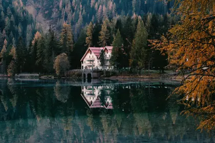 Lakeside Tranquility — 150-piece jigsaw puzzle