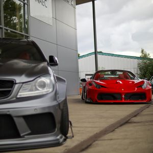 Sleek Car Duel — 150-piece jigsaw puzzle