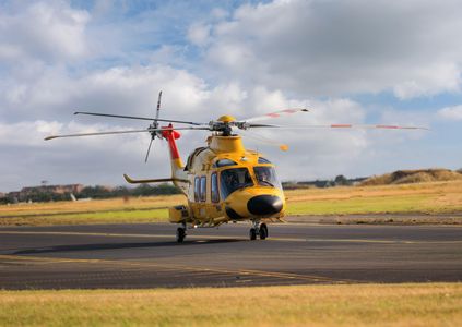 Yellow Helicopter Landing — 300-piece jigsaw puzzle