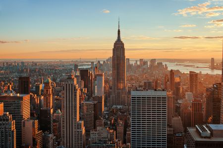 Golden Cityscape at Dusk — 200-piece jigsaw puzzle