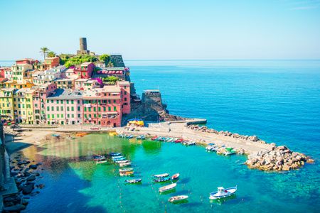 Colorful Coastal Village — 500-piece jigsaw puzzle