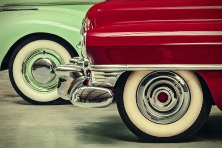 Classic Car Elegance — 300-piece jigsaw puzzle