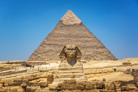 Majestic Sphinx and Pyramid — 300-piece jigsaw puzzle